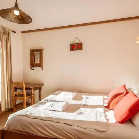 Triplex 12 Pers., Luxe, Expose Sud-est, Proche Pistes, Animaux Acceptes - Fr-1-263-156 Chalet